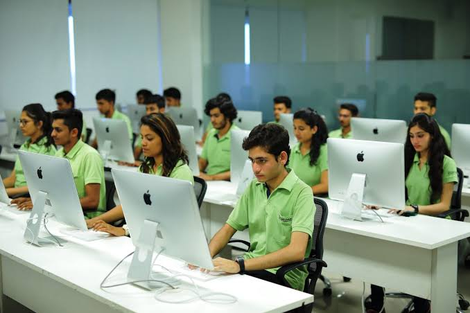 Advanced Computer Lab